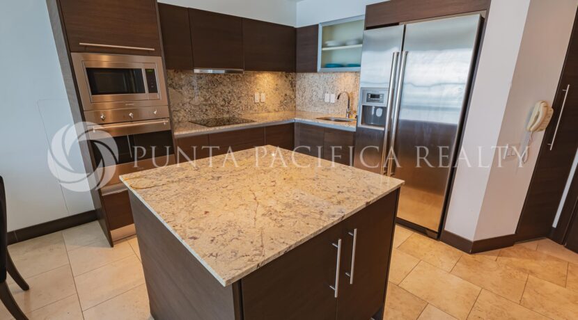 TOC2439-0509kitchen#10TOC