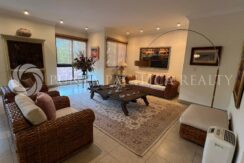 For Rent & For Sale| Fully Renovated 3 Bed Apartement in Amador Heights