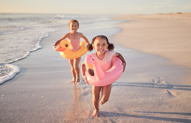 The Tides Amenities Girls Running Kids and Beach Holiday Vacation
