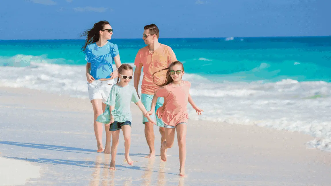 playa-caracol-lifestyle-card-image-gif