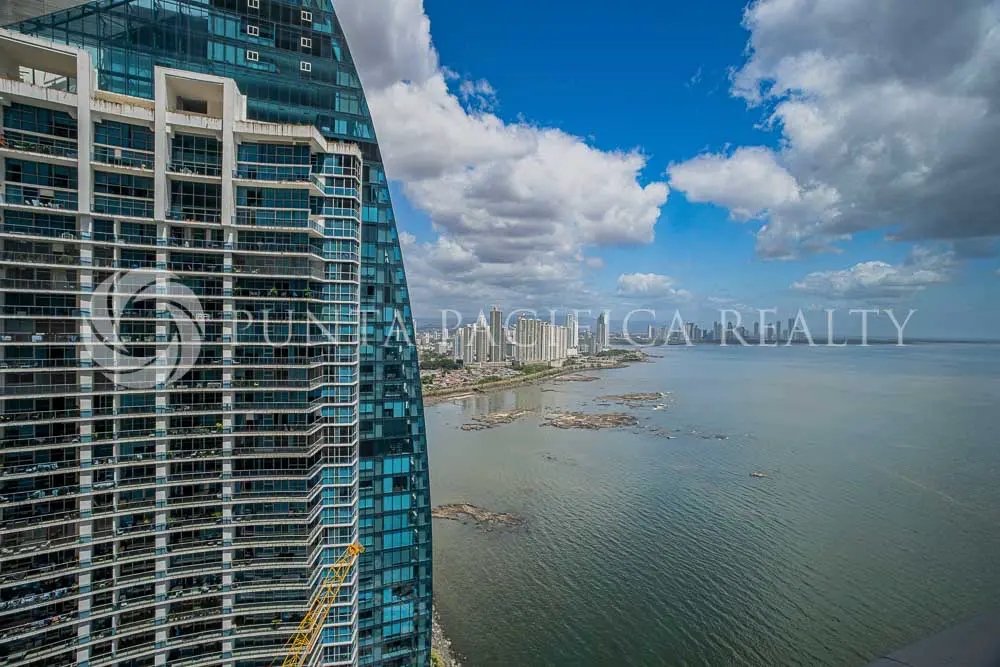 Rented | Spectacular 2-Bed Furnished Condo with Ocean Views | At The Ocean Club