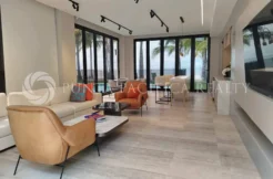 For Rent | For Sale | Resort-Style Mansion with Private Pool and Jacuzzi in Velamar