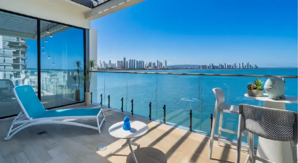 OCEAN REEF-OCEAN VILLA BY GEORGE MORENO OCEAN REEF-OCEAN VILLA BY GEORGE MORENO