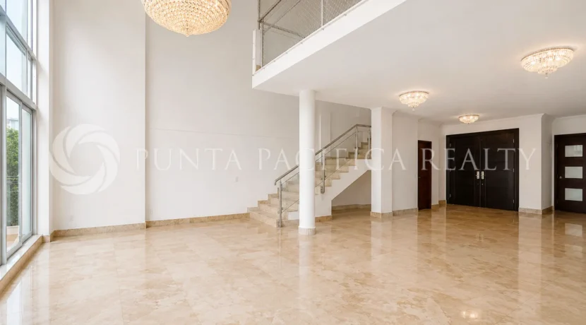 Premier Loft-02