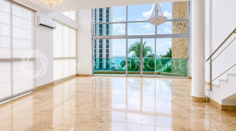 Premier Loft-20