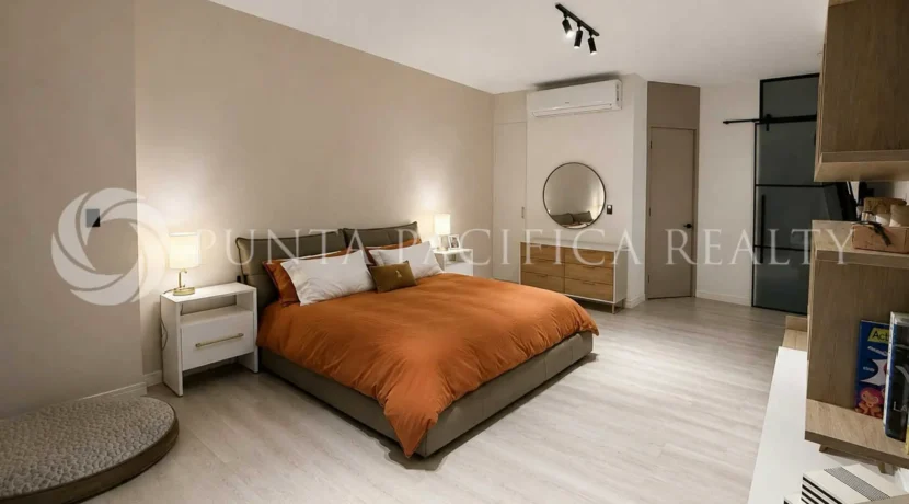 Loft Four 41-21